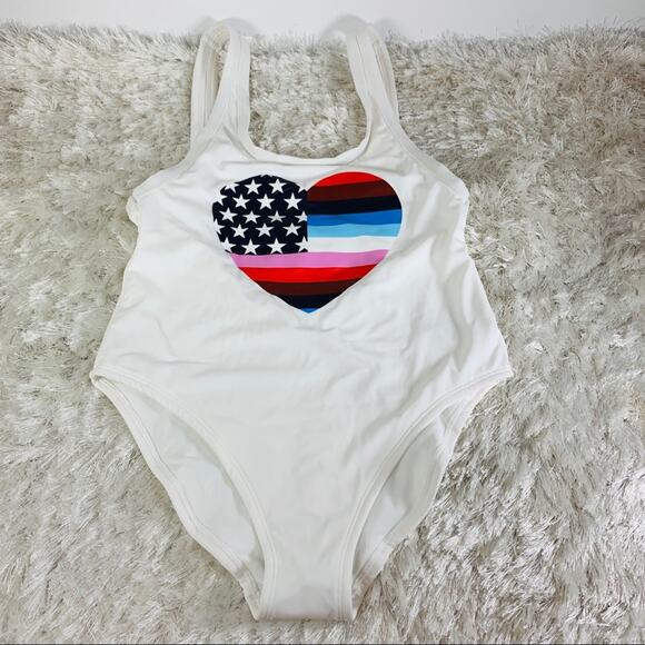 Urban Outfitters American Flag Heart 1 pc Sz Small NWOT - Picture 2 of 5